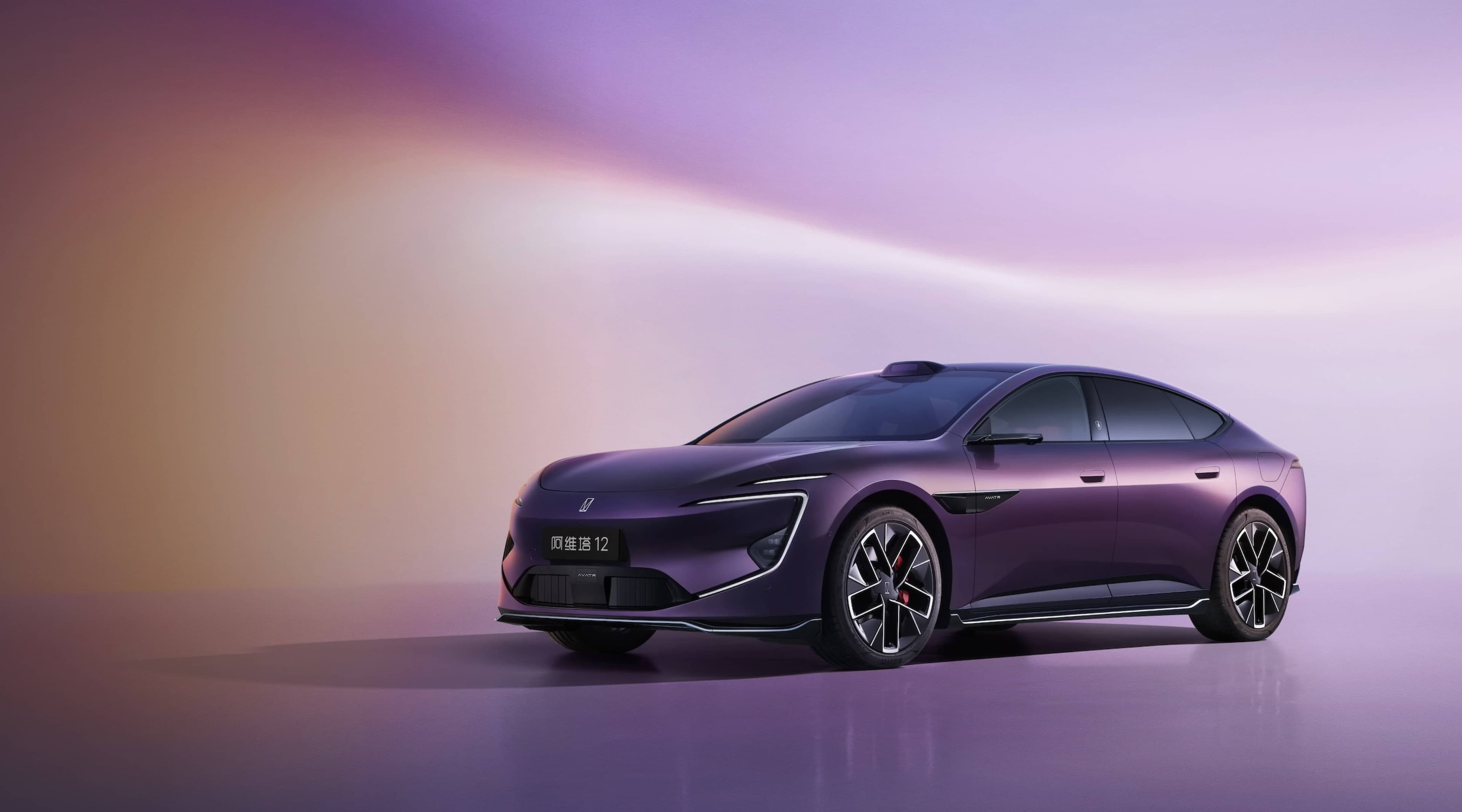 2021 Lexus ES 350 Ultra Luxury — photographed at an Sawa center